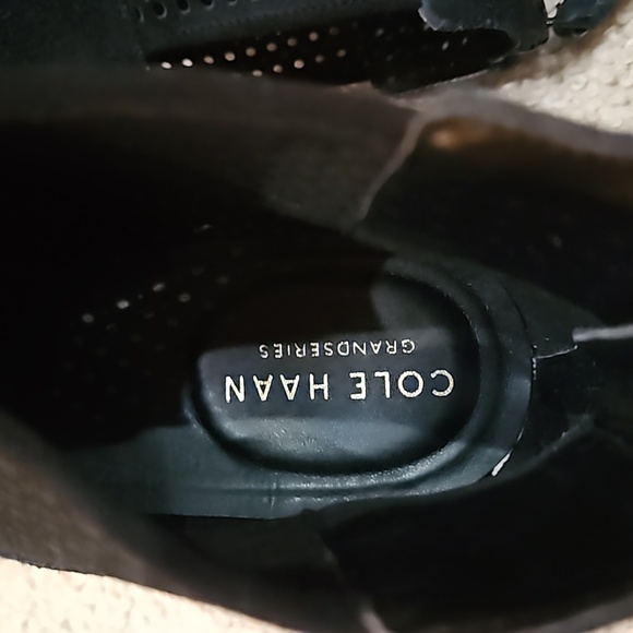 Cole Haan Val Bootie Grand Series Black Suede Block Heel Pointed Toe Size 9C NWT - Picture 13 of 16